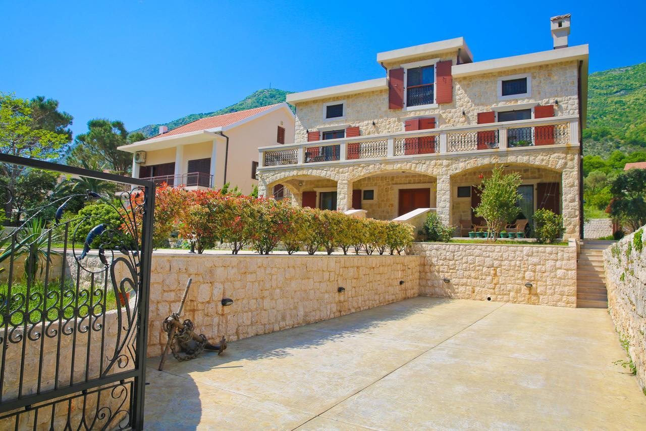 Palazzo Banicevic Luxury Rooms Котор Экстерьер фото