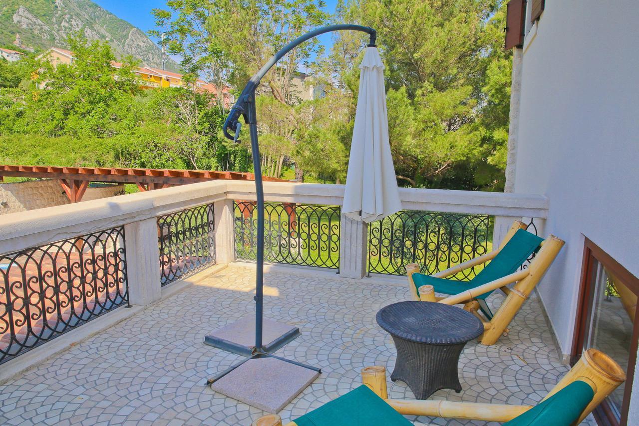 Palazzo Banicevic Luxury Rooms Котор Экстерьер фото