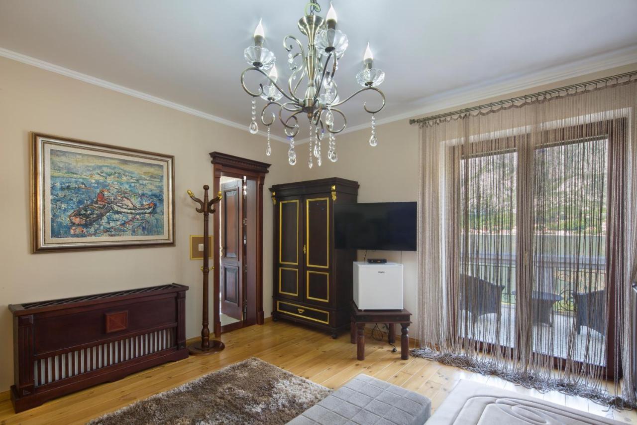 Palazzo Banicevic Luxury Rooms Котор Экстерьер фото